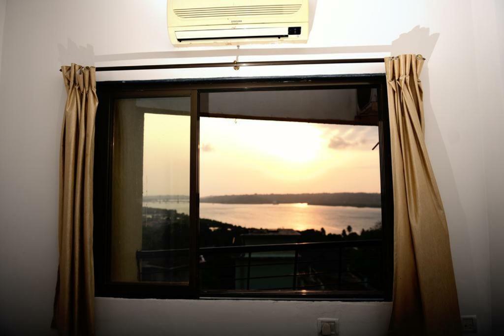 3 Bhk Apartment With River View Panaji Eksteriør bilde